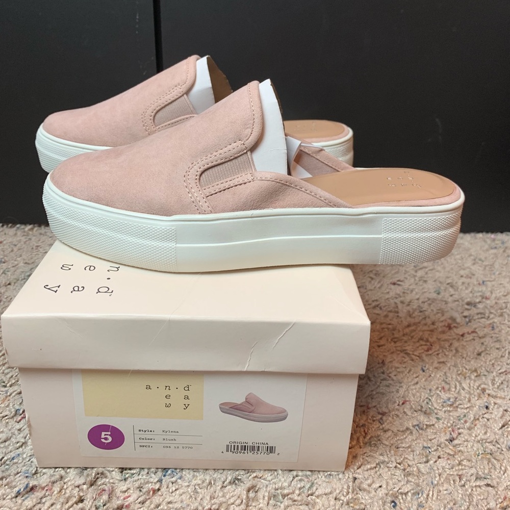 Women Slip on Shoes